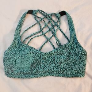 Lululemon Free to Be Bra